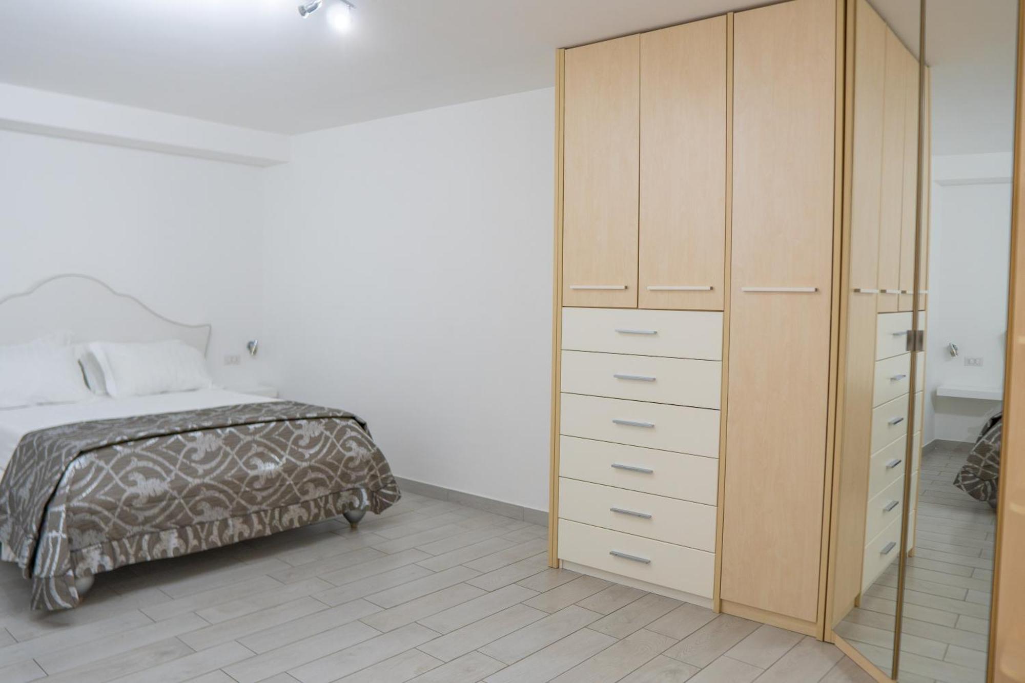 Suite D'Elite Chiaia Νάπολη Εξωτερικό φωτογραφία